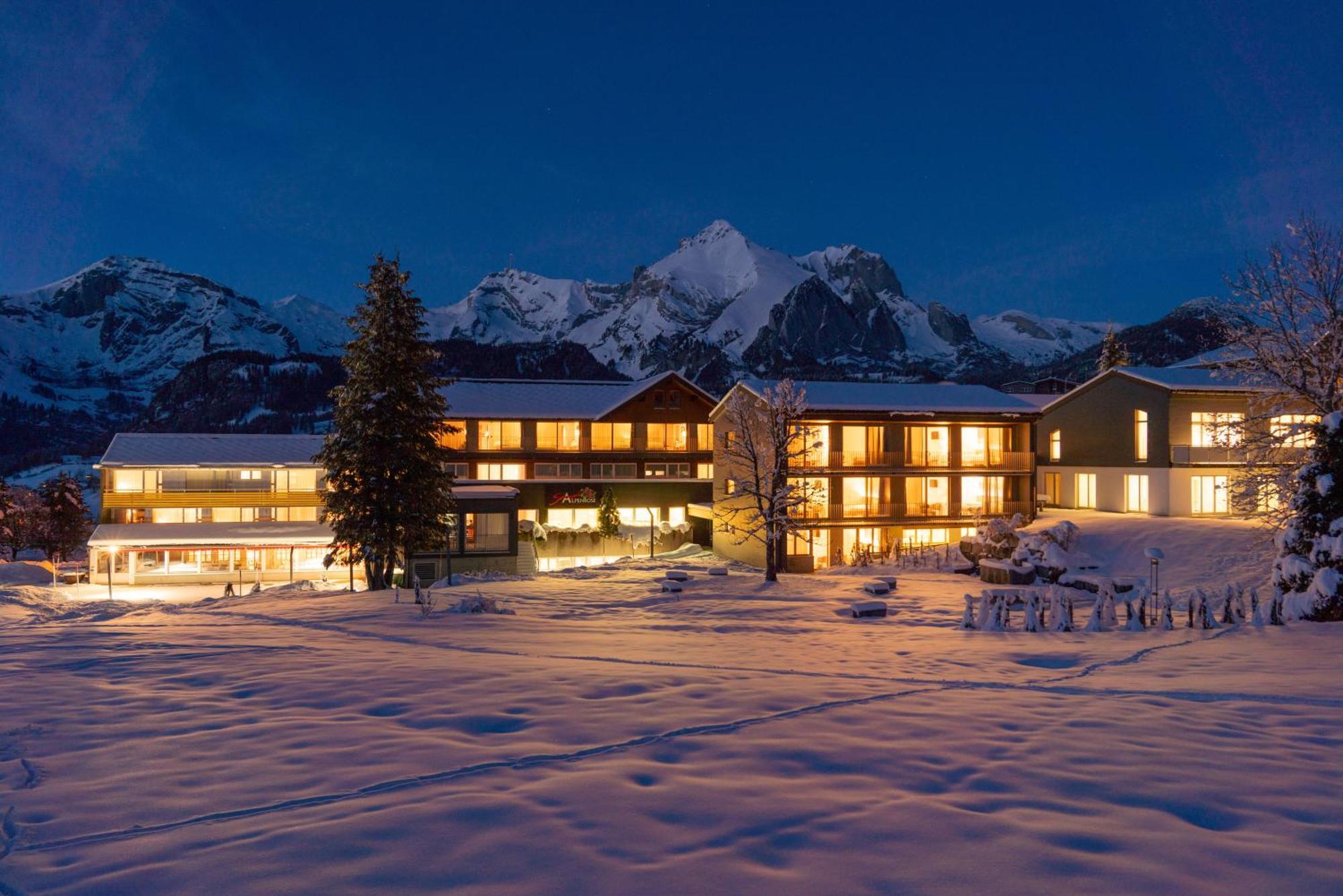 Hotel Stump'S Alpenrose Wildhaus Esterno foto
